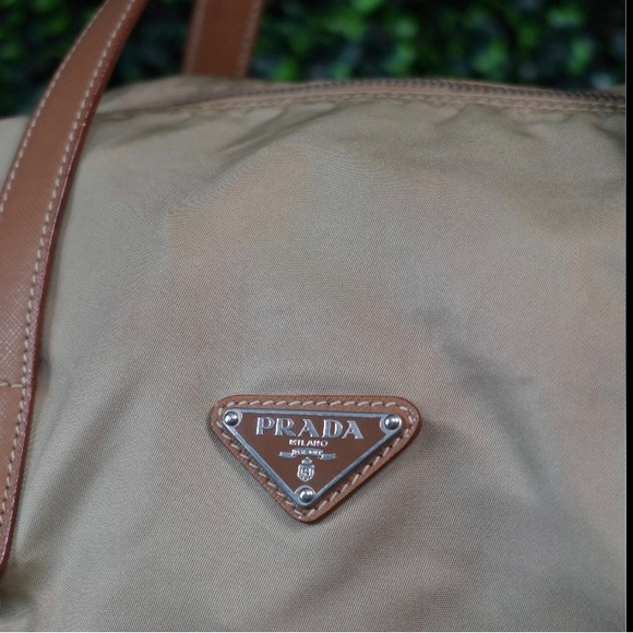 SALE ✨ Authentic PRADA Nylon Shoulder Bag - Picture 2 of 11